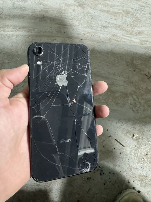 В продаже iPhone xr