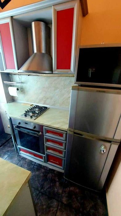 Дава се под наем Тристаен апартамент в Бургас, Център - 84 кв.м за 153 € - Снимка #7