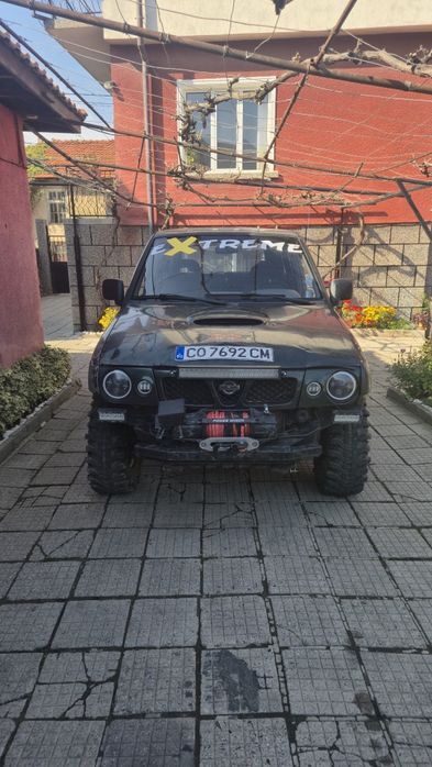 Nissan terrano 2 2.7tdi