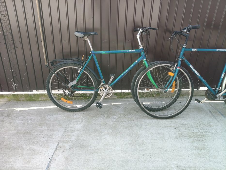 Vand biciclete ca noi 500 Lei Amândoua