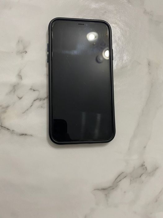 Айфон 11     128 ГБ