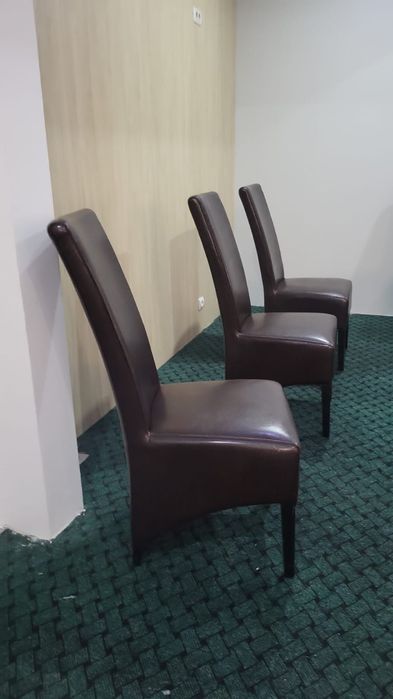 Vind  scaune pentru curte
