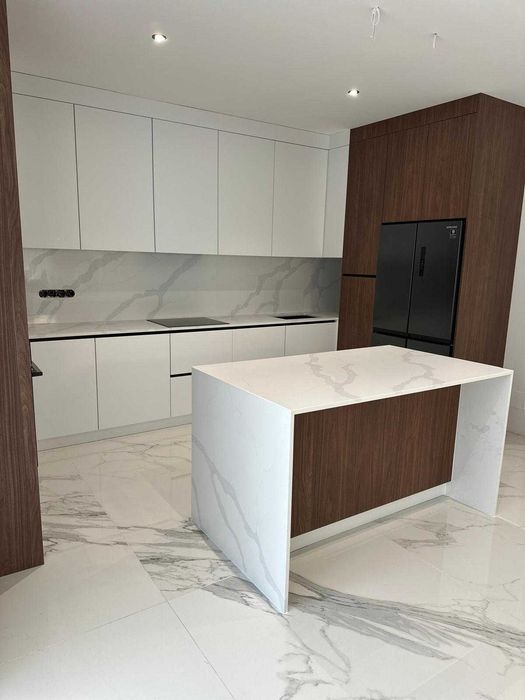 Quartz elegant pentru blaturi de bucatarie