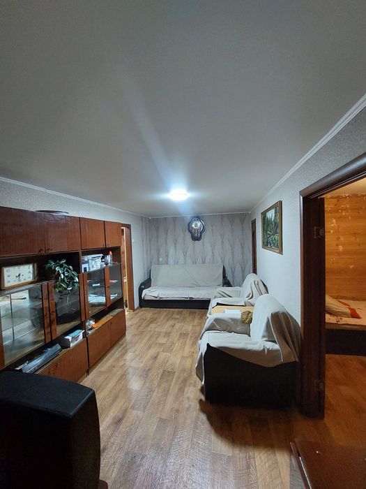 Продам 2хком квартиру район Гор.парка.