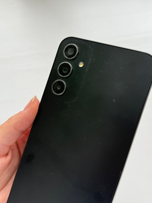 Samsung а34 телефон