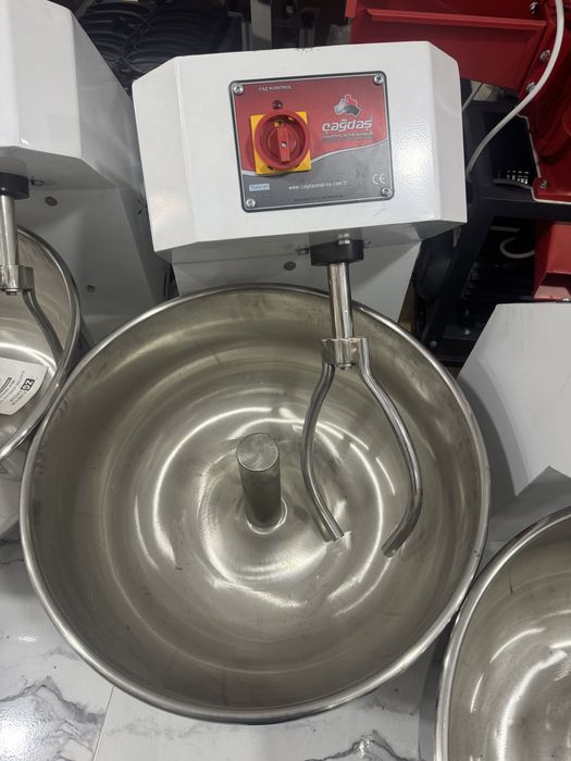 Testomishalka .xamir qorgich.hamir qorgich