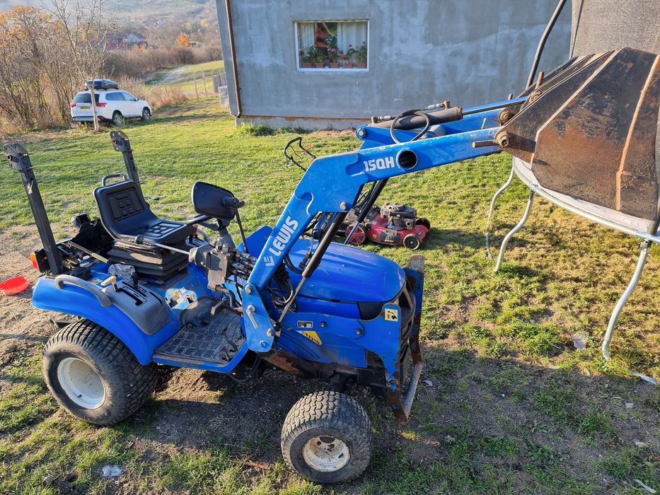 Tractor New Holland tz21d 21 de cai