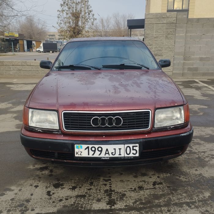 Машина Audi S4 продам