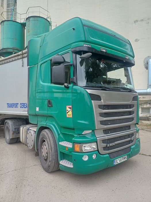 Vând ansamblu Scania R500  V 8  cu Benă cereale Benalu