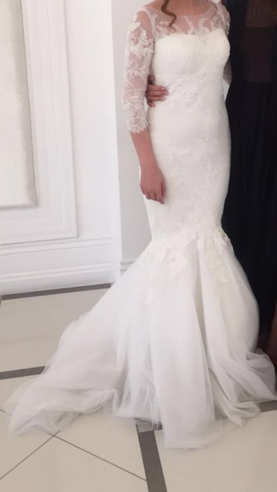 Rochie de mireasa lucrata manual