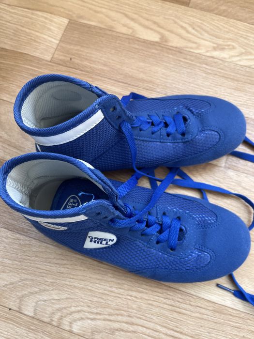 Продам берцы для бокса 34 размер