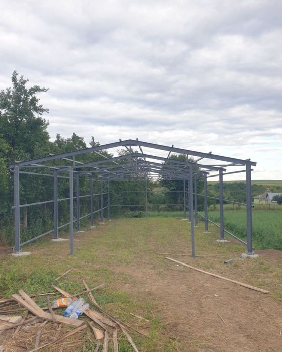 Vând hala metalica 10x15 la reducere din profile cu teava pe acoperis