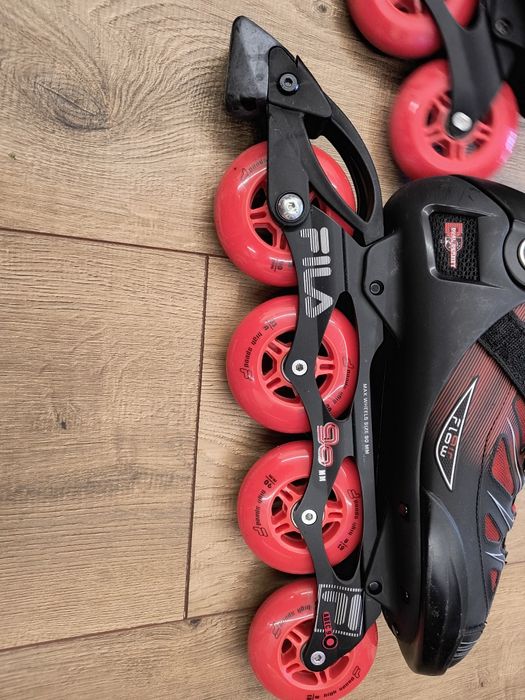 Продавам ролери Fila