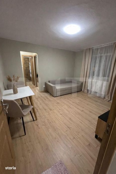 Apartament renovat de vanzare, 40 mp – zona Micro 15
