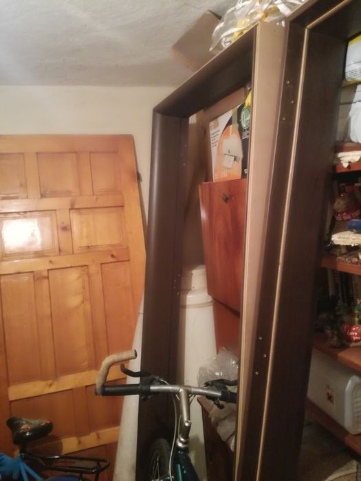 2 Каси за врати чисто нови