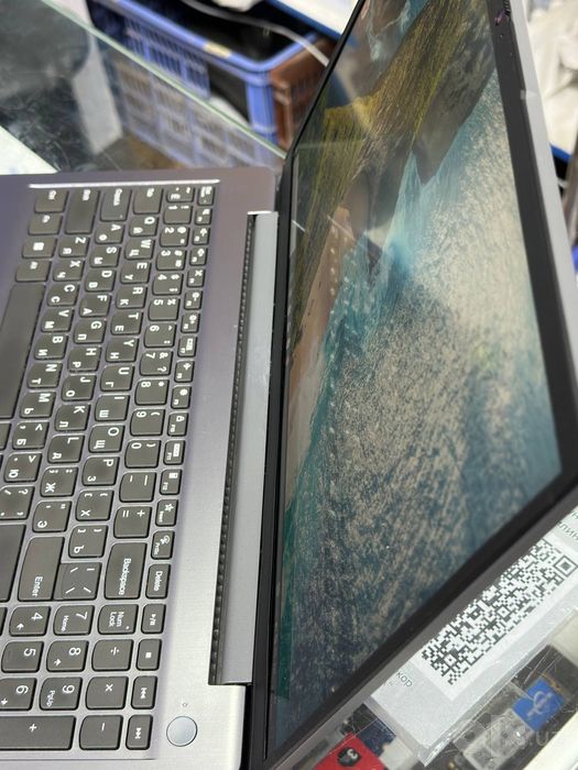 Acer i5-11 sroshna sotiladi