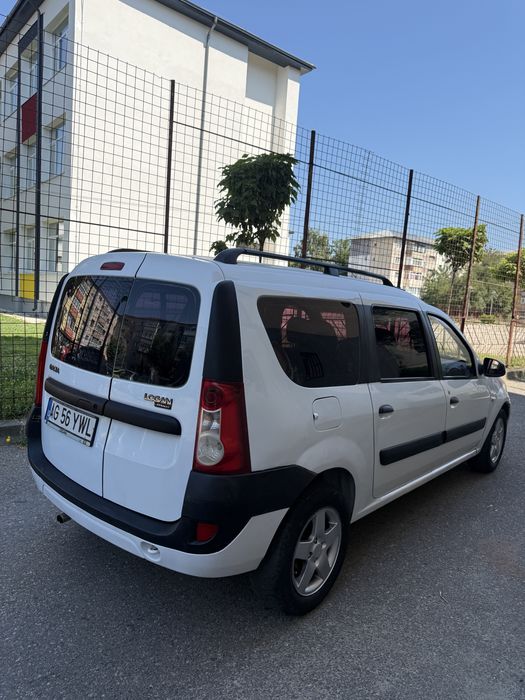 vand dacia logan MCV 2011 1.4 benzina