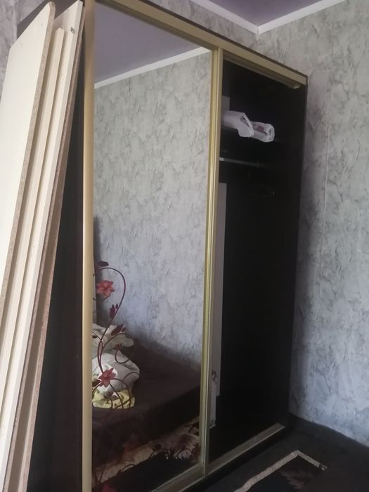 Продам шкаф купе