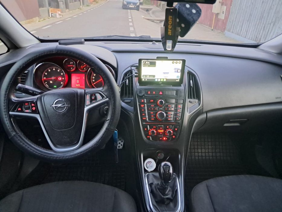 Opel Astra J 2014