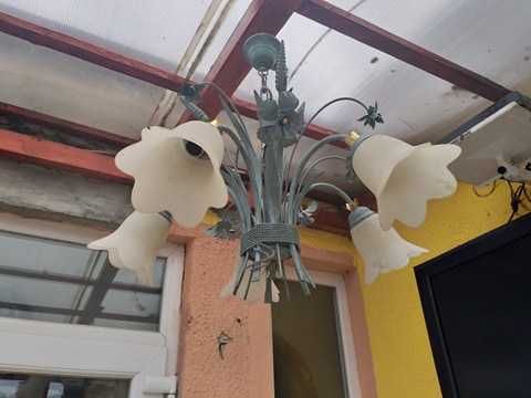 Candelabru cu cinci brate si doua aplice de perete din fier forjat