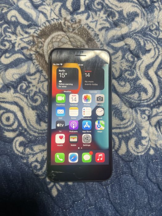 Vand Iphone 8 fara cont de iCloud