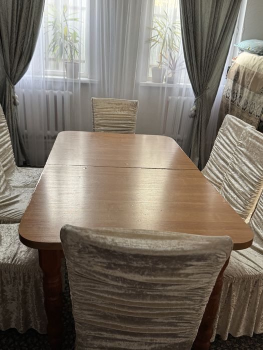 Деревянный Стол для зала