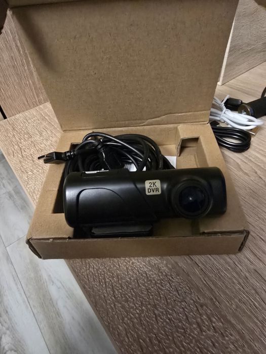 Camera bord 2K cu înregistrare în bucla
