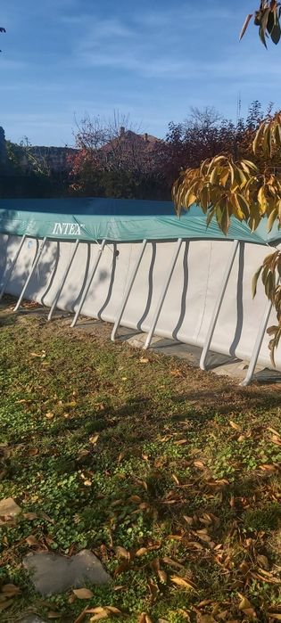 Vând piscina supraterana 7,32mx3,66mx1,32m