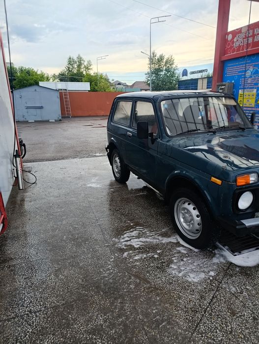 Продам ниву 21213