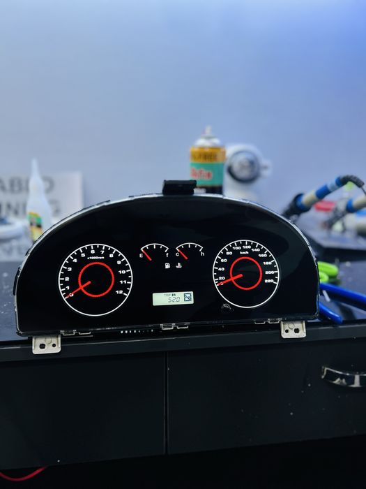 Lasetti tablo gentra dizayn qberamiz