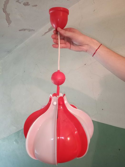 Осветително тяло тип полилей,пендел.