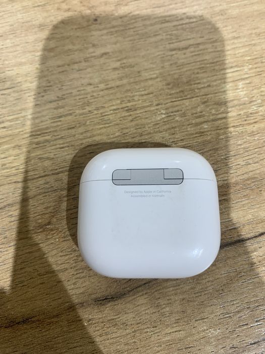 AirPods 4 без ANC