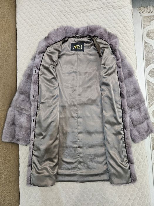 Продам норковую шубу