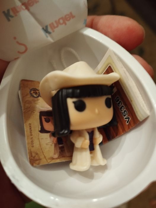 Робин one piece kinder joy