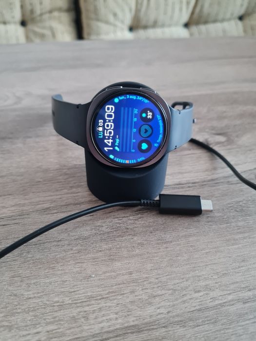 Ceas integrat Samsung Galaxy watch 8 lte 44mm