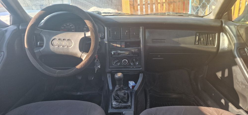 Продам ауди 80 B4