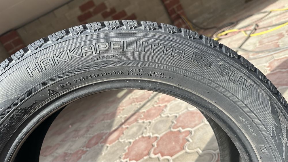 Шины комплект 235/55R19 Б/У