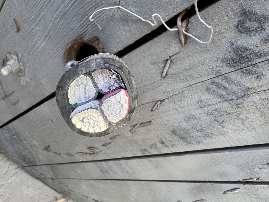 Аввг кабел 4*70….