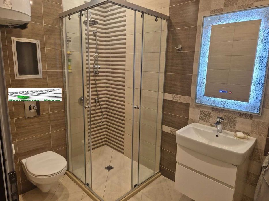 Продава се Тристаен апартамент в Пловдив, Кършияка - 102 кв.м за 1075 €/кв.м - Снимка #10