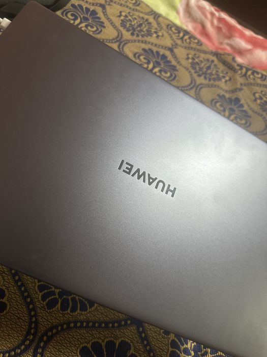 Huawei Matebook D15 с Microsoft office