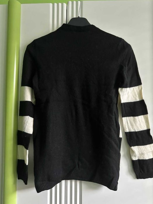 Вълнен пуловер  Sisley