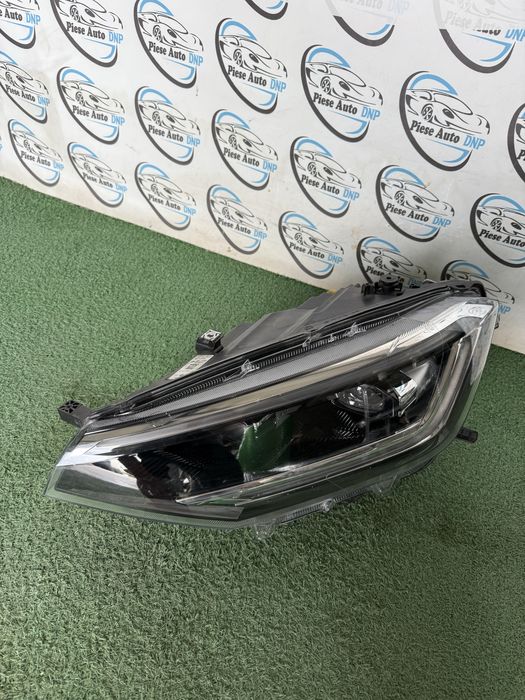 Far stanga vw volkswagen Taigo full led iq light