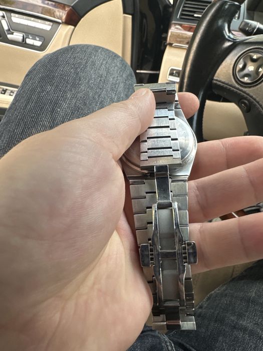 Продам часы оригинал