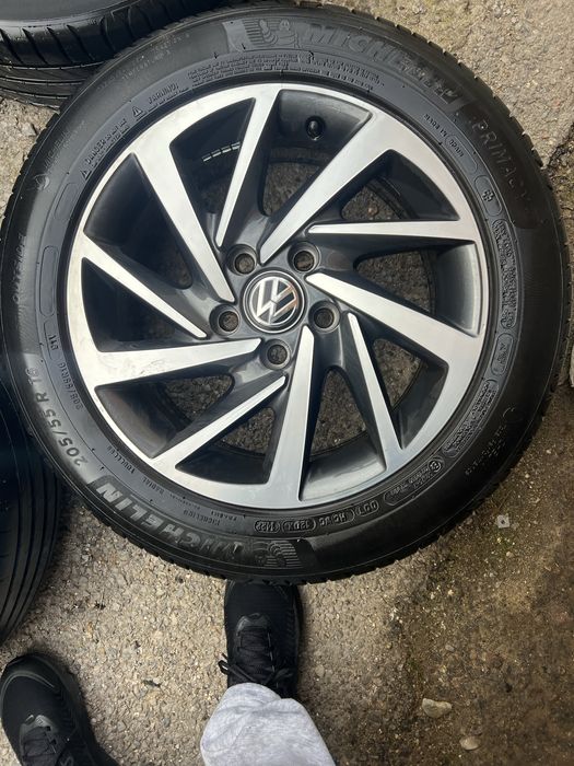 VW GOLF 205/55/16 4бр