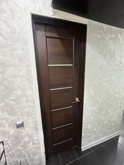 Продам дверь 1шт 60