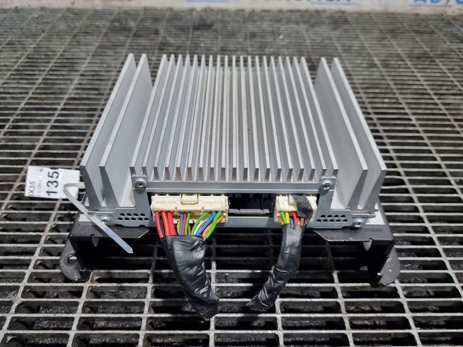 Amplificator audio Hyundai IX35 2010 - 2019 (1350) 963702s300