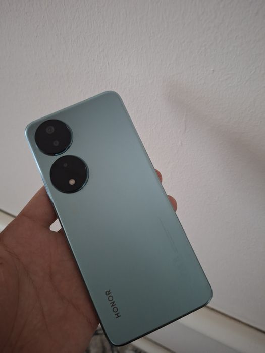 Honor x7b  8/128