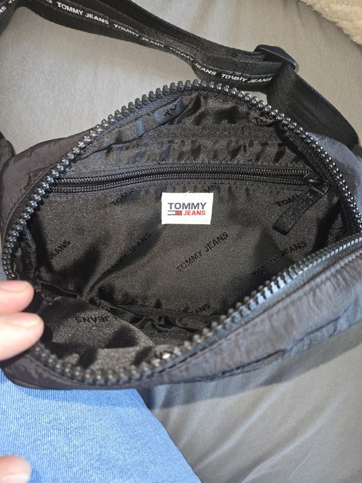 Borseta Tommy Jeans