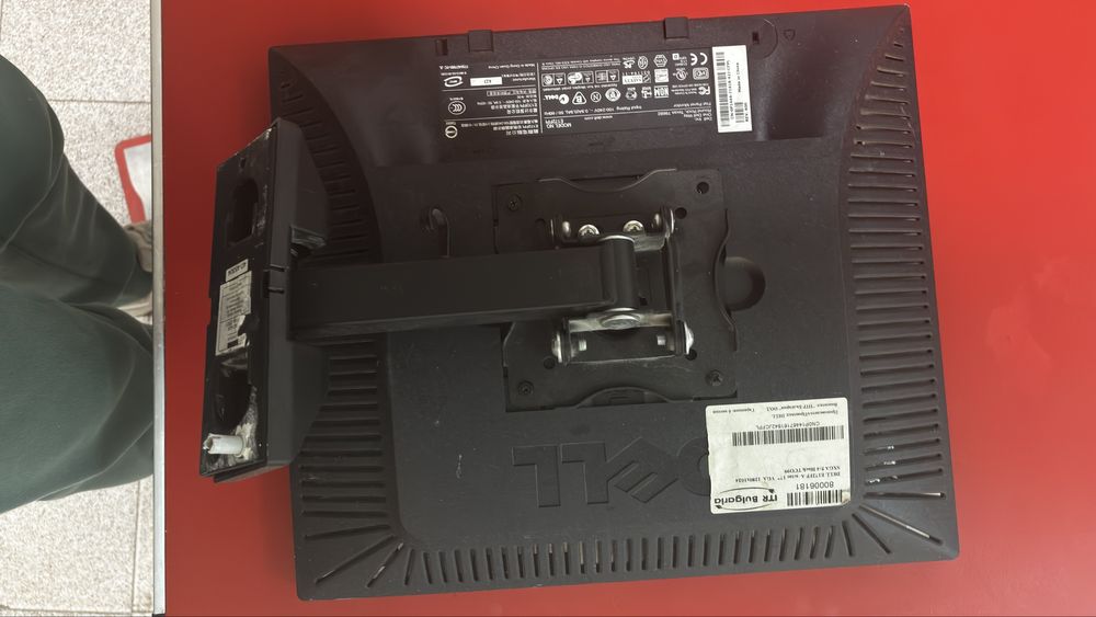 Продавам Монитори