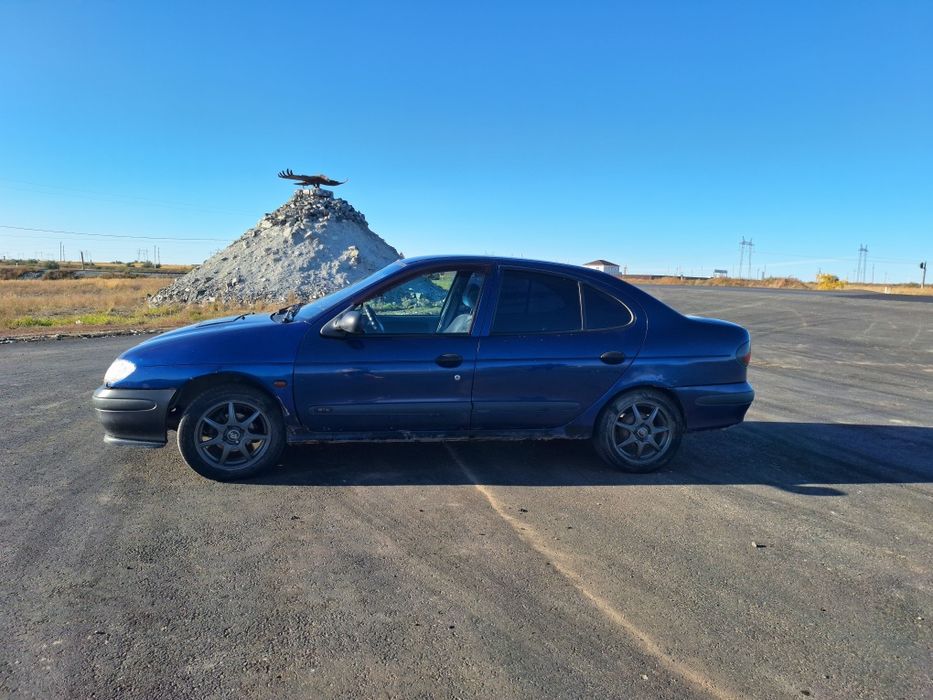 Рено меган 1999 года